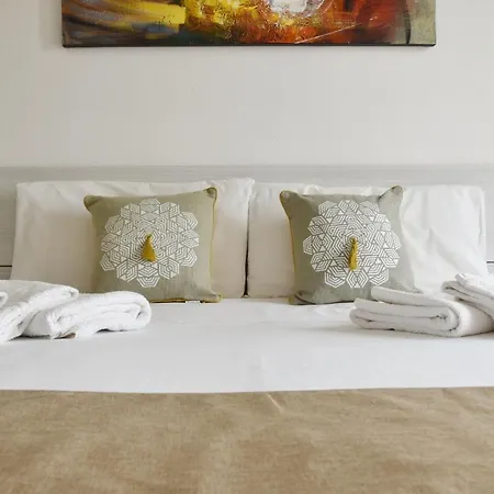 アパート Residenza Con Terrazzo プーラ